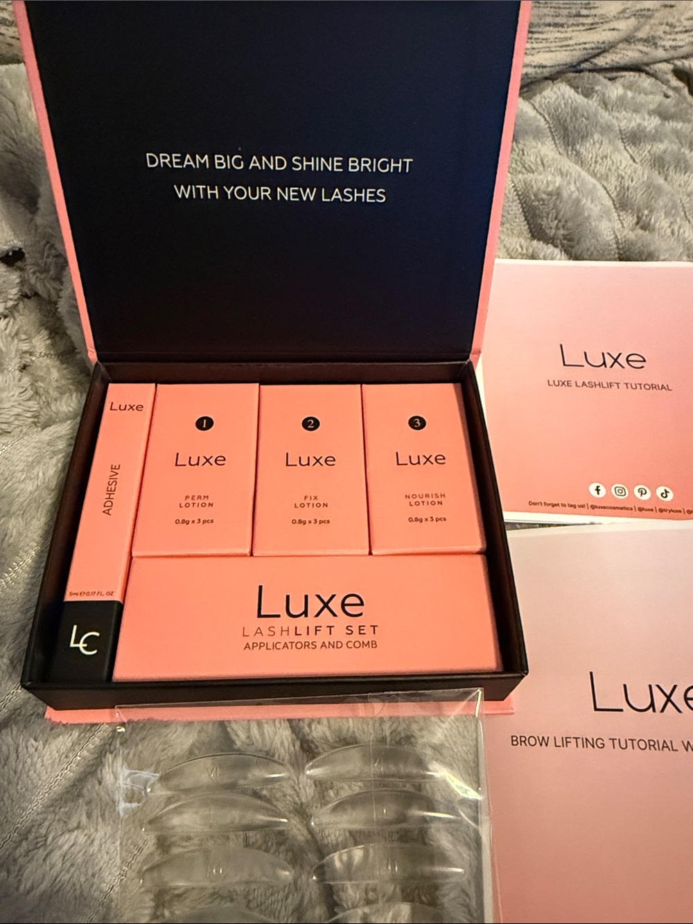 Luxe Lashlift Set - Coral Pink Lash Lift Kit